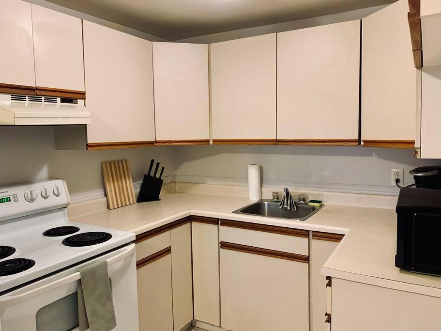 Apartment Xxx Old 238 Lovely 1-bedroom Unit In *
